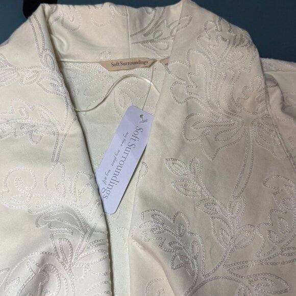 Soft Surroundings Women's Ivory Pearl Floral Shape Drape Faux Suede Jacket XL X- - Picture 4 of 6